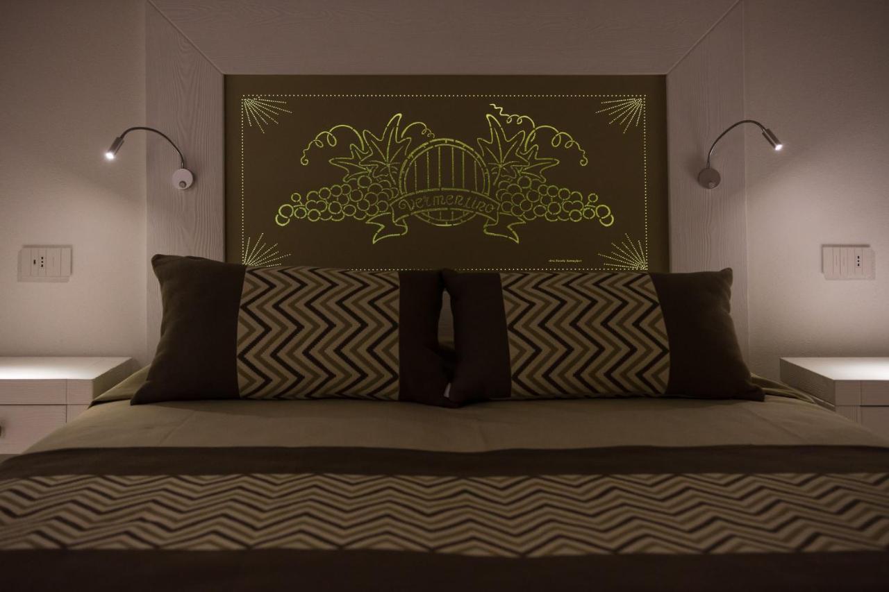 הוילה סאסארי La Vinia Bed&Wine Experience - Adults Only מראה חיצוני תמונה