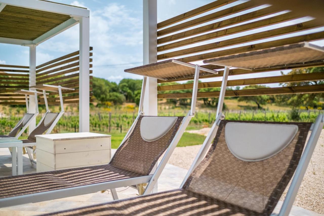 הוילה סאסארי La Vinia Bed&Wine Experience - Adults Only מראה חיצוני תמונה