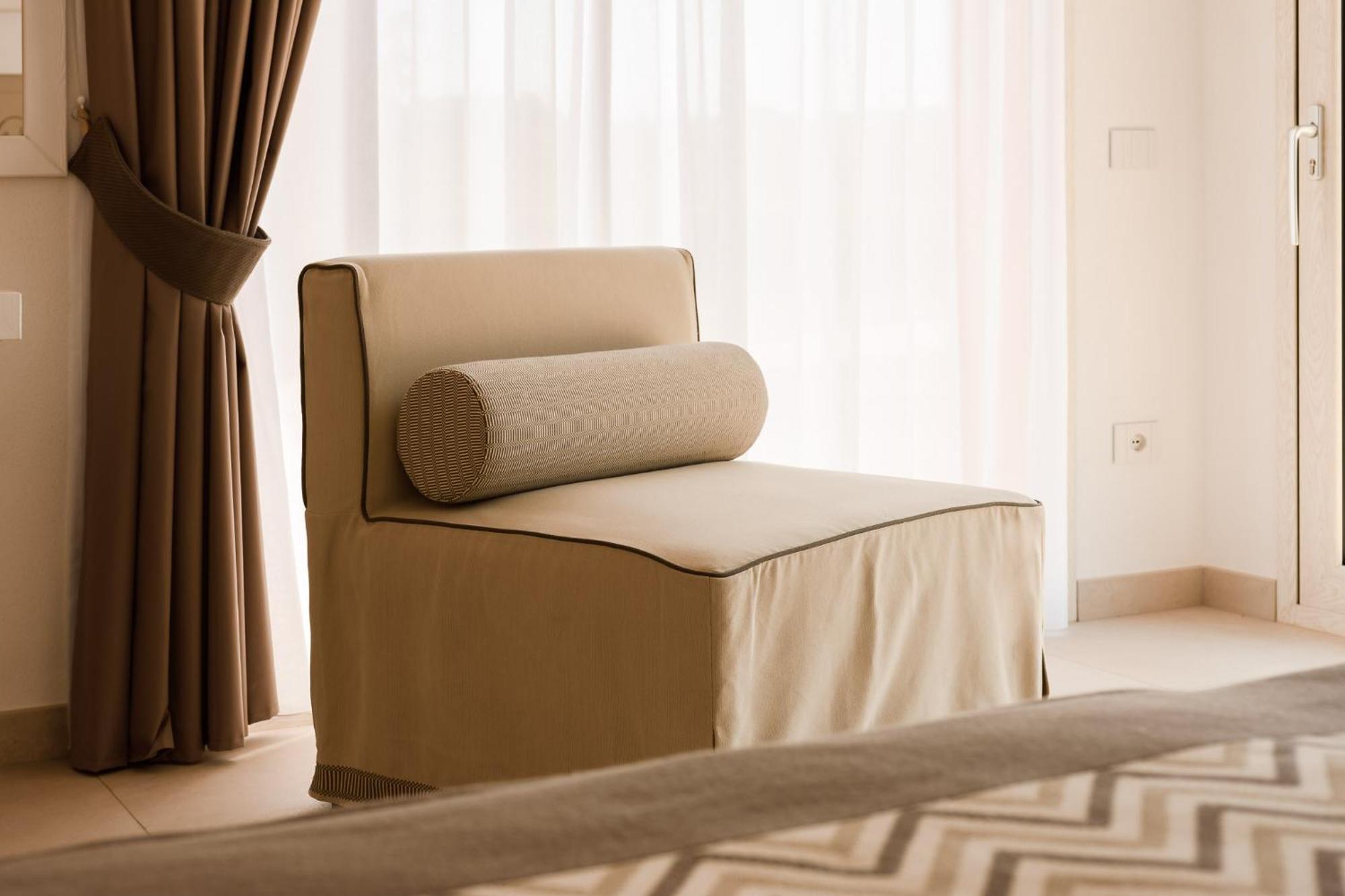 הוילה סאסארי La Vinia Bed&Wine Experience - Adults Only חדר תמונה